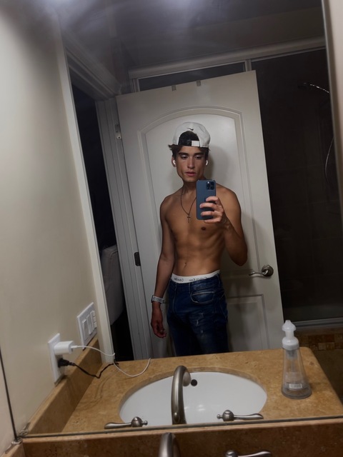 Twinky Boy onlyfans account