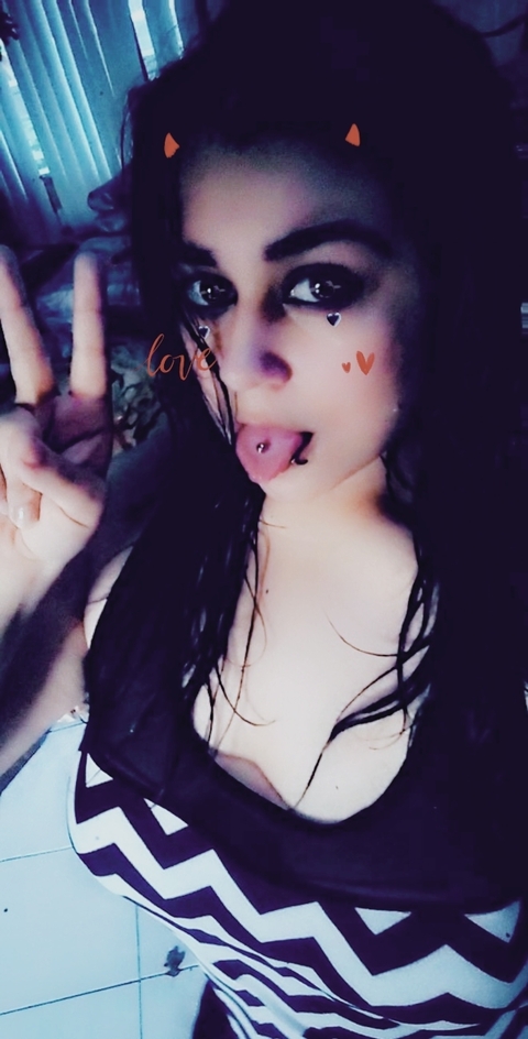 Squeaky Cat Goth | Emo Girl | Feet onlyfans account