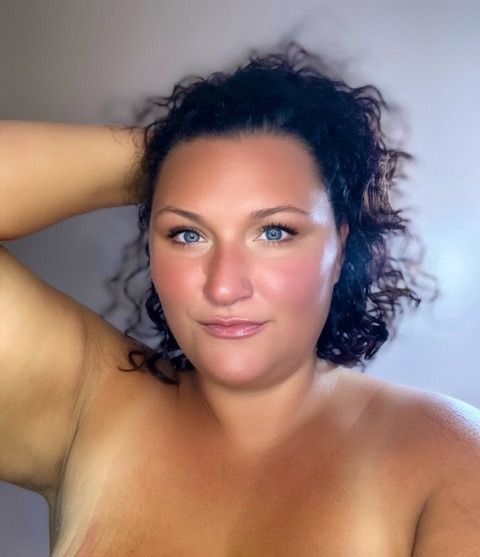 Ally Nyx | Bbw | 👣 | 🌶️ | 🍑 | 👸 | onlyfans account