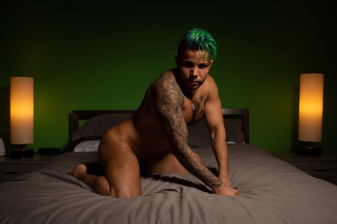 Neonloganx onlyfans