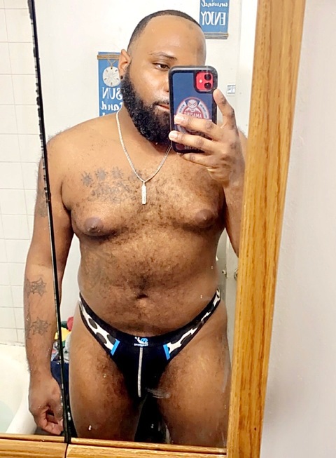 The Fine Brown Nigga🧔🏽🇨🇺🧜🏾‍♂️ onlyfans account