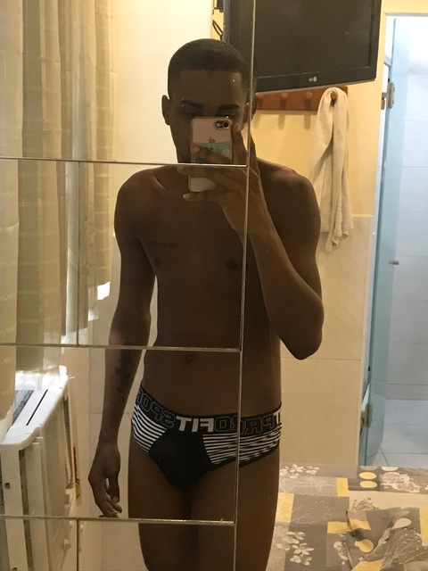 Boy_23cm🍆 onlyfans account