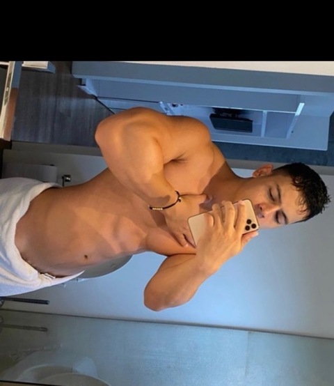 Apolo_Jackson onlyfans