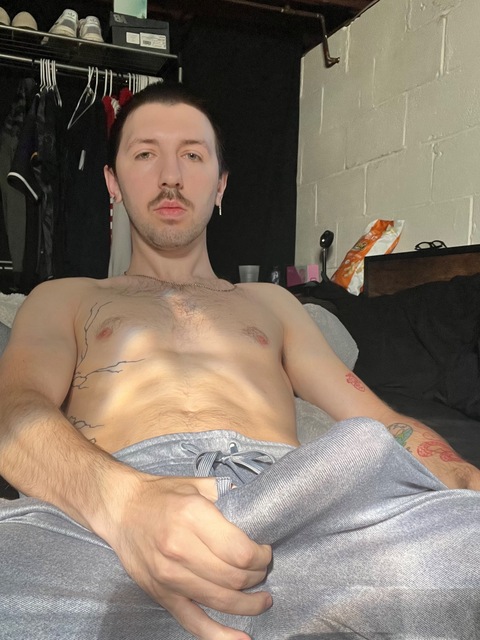 Leo Long onlyfans account