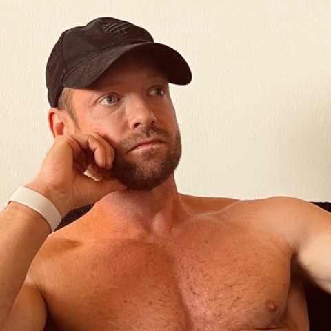 Russel Quest onlyfans account