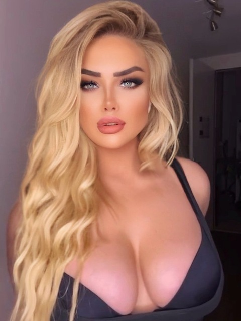 Kellymilana - Naughty Freaky Blonde Girl onlyfans account