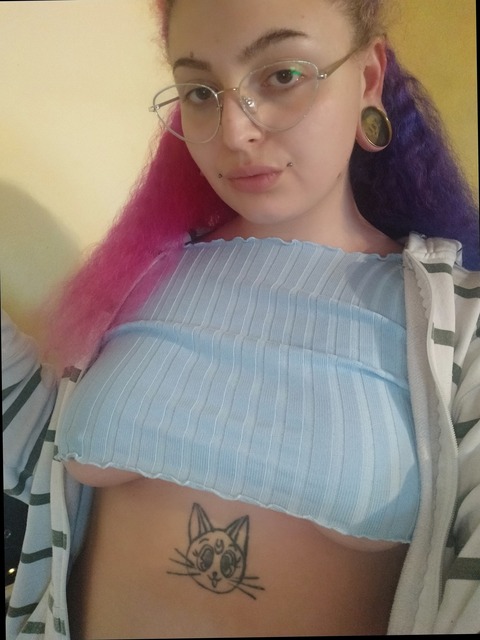 Pinkypsychounicorn onlyfans