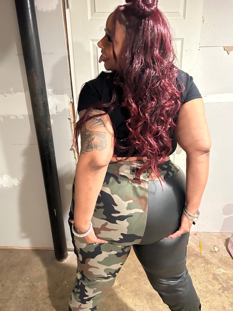 Juicaeredberry onlyfans