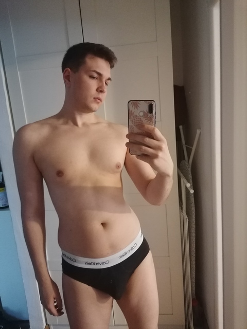 Adam Tommy onlyfans account