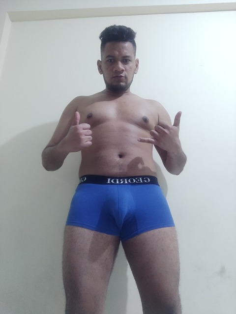 Bighot21cm onlyfans