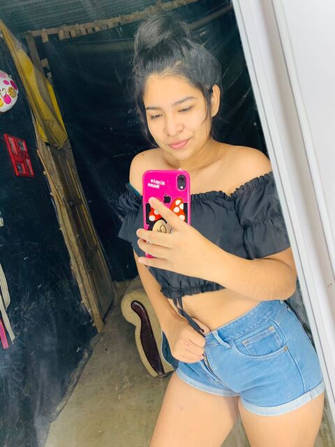 Reynacaramelo onlyfans account