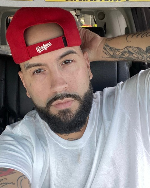 Manny Torres onlyfans account