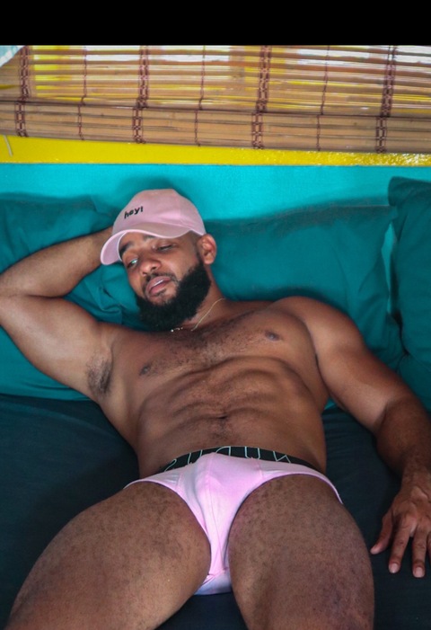 Edwynalonefree onlyfans