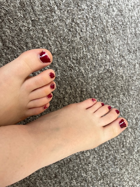 Toes To Die For onlyfans account