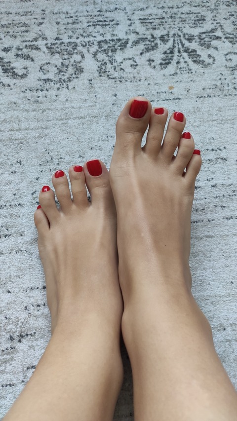 Fitfeetlovers69 onlyfans account