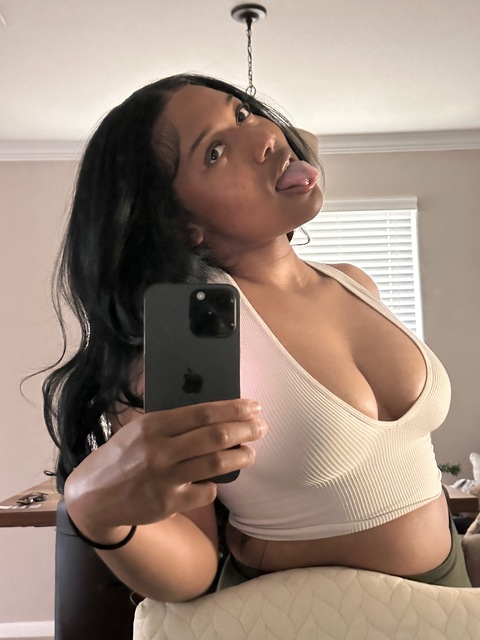 Safiya🦋 onlyfans account