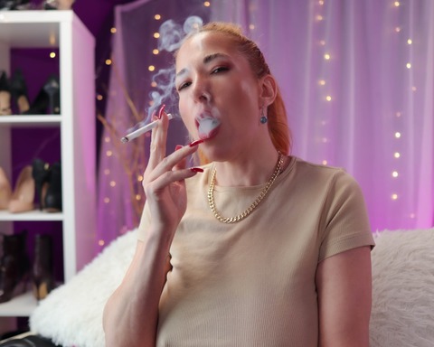 Miss Eve Smoking Fetish onlyfans account