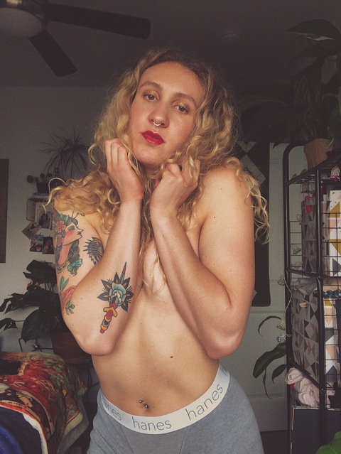 Lyla Louise onlyfans account