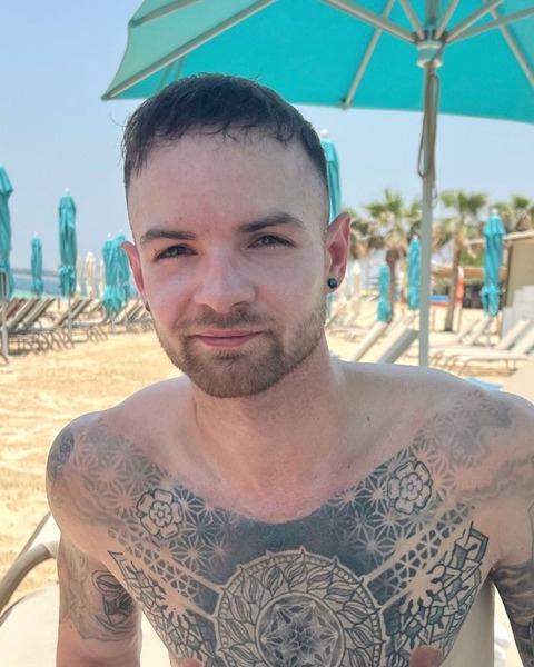 Cute Charlie Kent onlyfans account