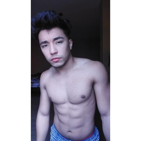 Yonathanleal9 onlyfans