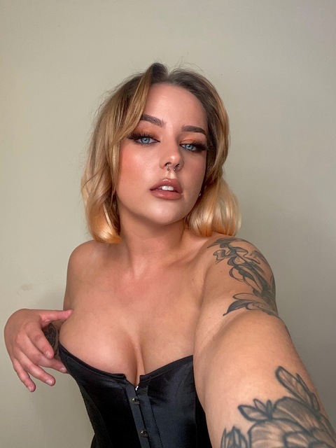 Lana Lust onlyfans account