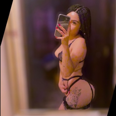 Kimberly Zúñiga onlyfans account