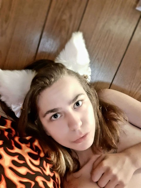 Babydoll Paws onlyfans account