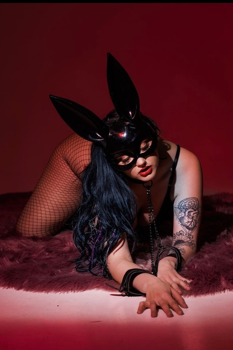 Bella Bunny🖤 onlyfans account