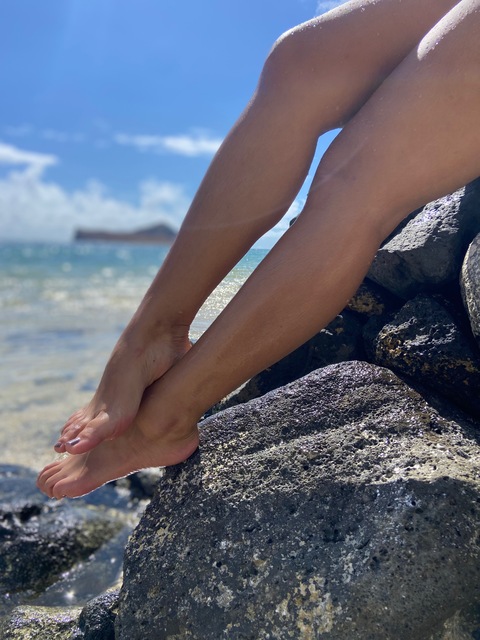 @Feetsielove02 onlyfans account