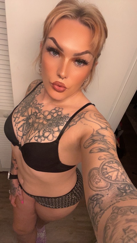 Tranny Queen onlyfans account