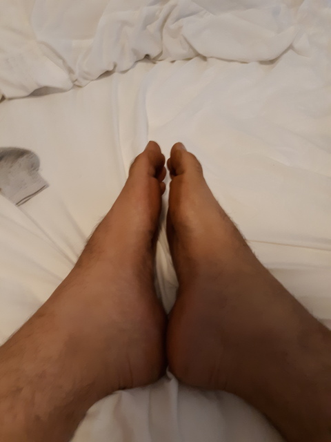 Fredflinstonefeet12 onlyfans