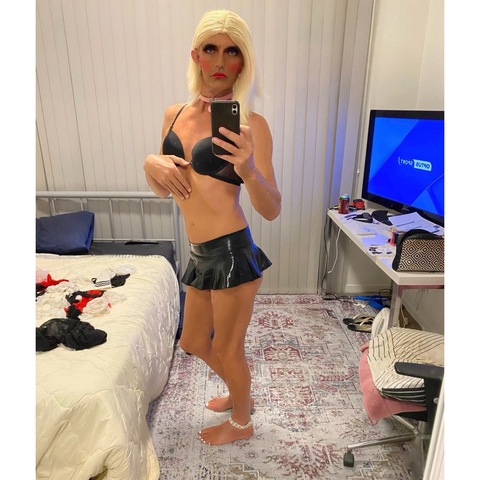 Sissy_Sera onlyfans account