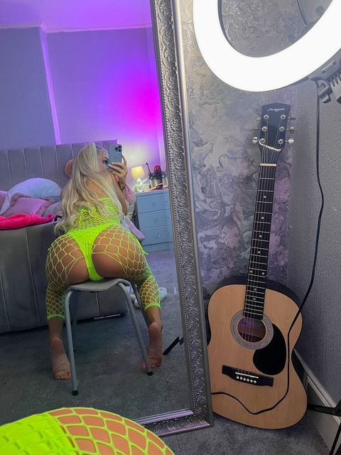 Charlilove_Xo onlyfans