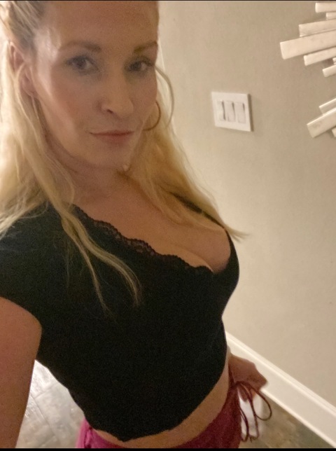 Fortheloveofblonde onlyfans