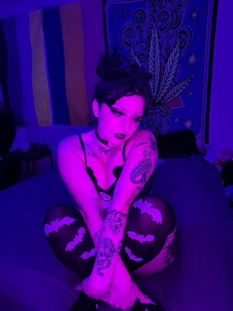 Sativa Raye onlyfans account