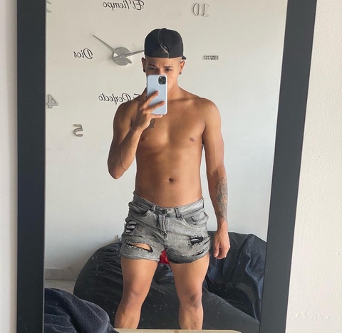 Yoxi Manuel Martz onlyfans account