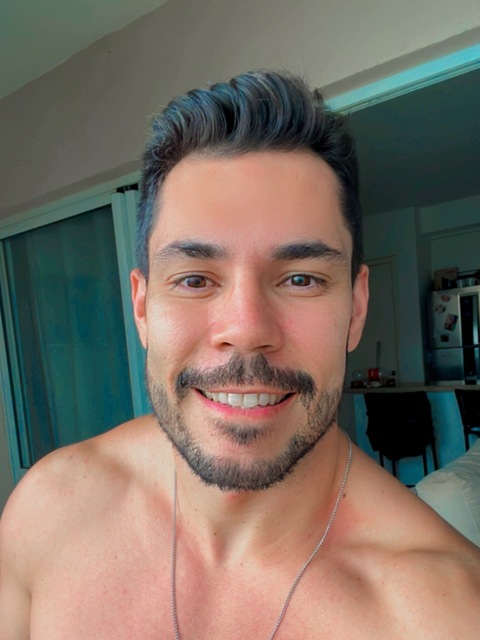 Renato Ribeiro onlyfans account