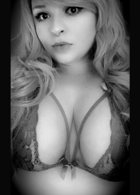 Curvykitty onlyfans account