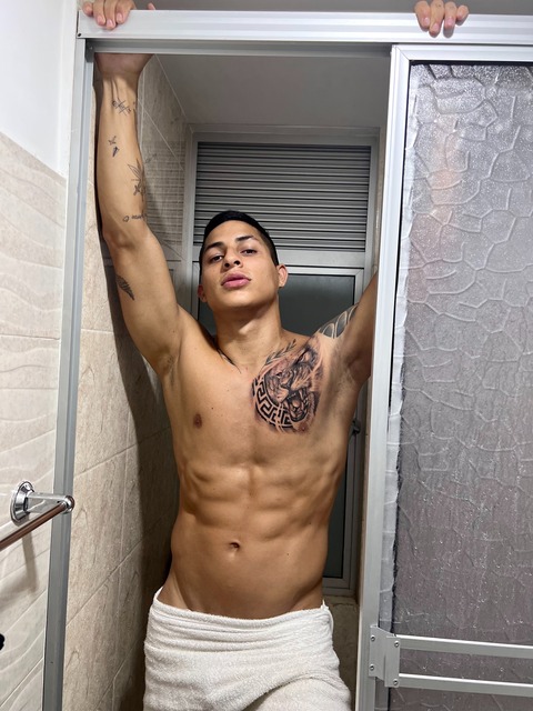 Aaron_Evanss onlyfans