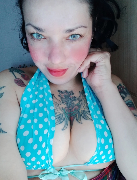 Suzy Babi Pinup Doll onlyfans account