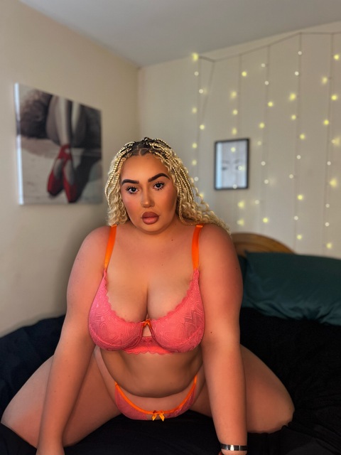 Destiny Valentina onlyfans account