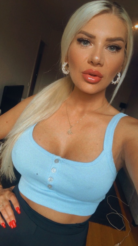 Franciska Luxya onlyfans account