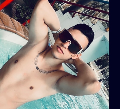 Alex Perez onlyfans account