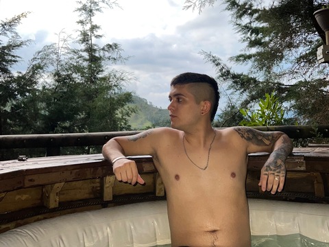 Alesexyboy onlyfans