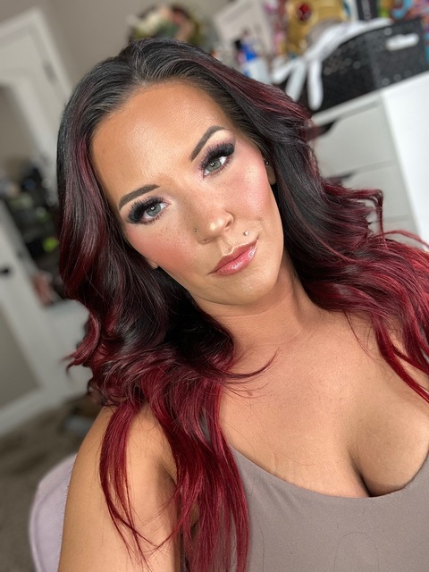 Hotwife Brooke Blaze onlyfans account