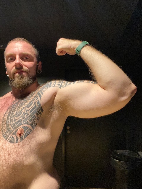 Beefybullp onlyfans