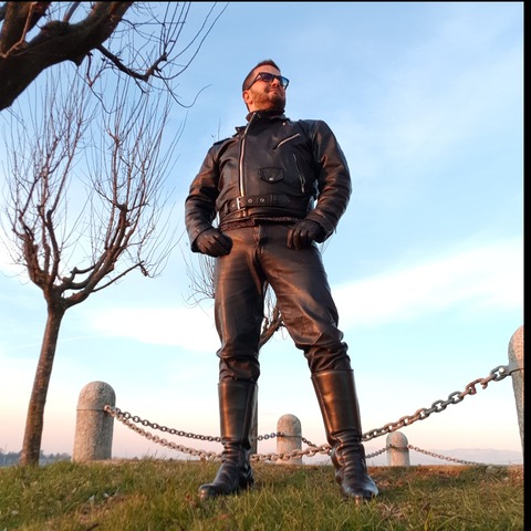 Titano_Leather onlyfans