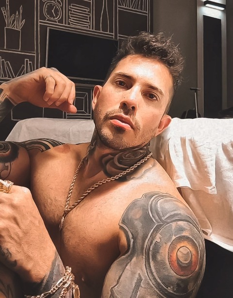 Arthur O Urso onlyfans account