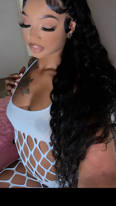 Prettyfaceee10f1 onlyfans