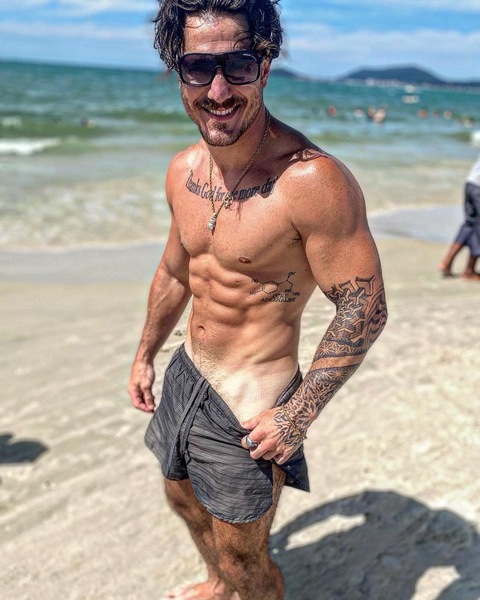 Davi Eliasquevici onlyfans account